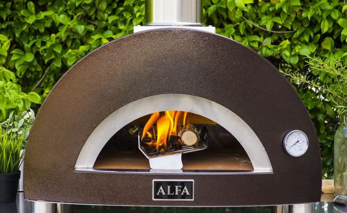Alfa Forni Nano FXNANO-L-RAM Portable Commercial Grade Wood-Fired Outdoor Pizza Oven